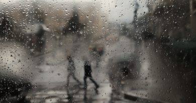 Καιρός: Αλλαγή σκηνικού με βροχές, καταιγίδες και πτώση θερμοκρασίας